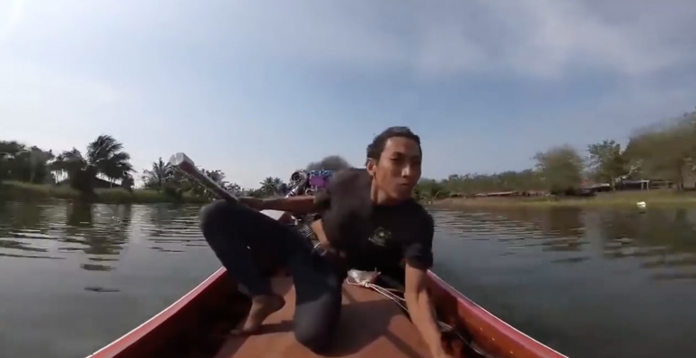  出典：YouTube（Boy luck）