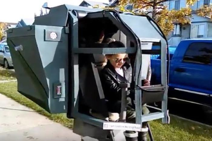 出典：YouTube（Griddlock Cosplay）