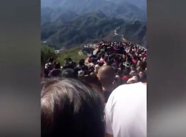  出典：YouTube（Daily Mail）