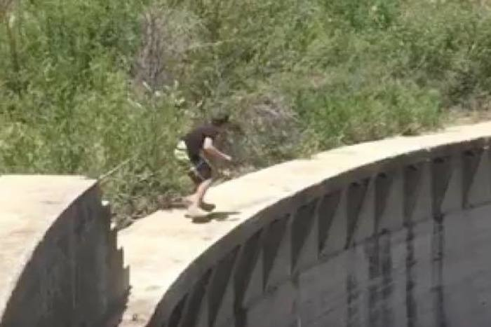 出典：YouTube（Caters Clips）