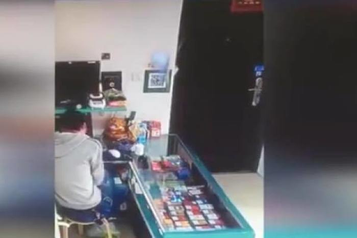 出典：LiveLeak（stainless）