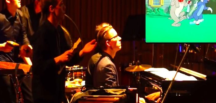 201030.tomandjerry_eye