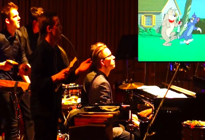 大ウケ！「トムとジェリー」の映像にあわせてオーケストラがBGMを生演奏！
