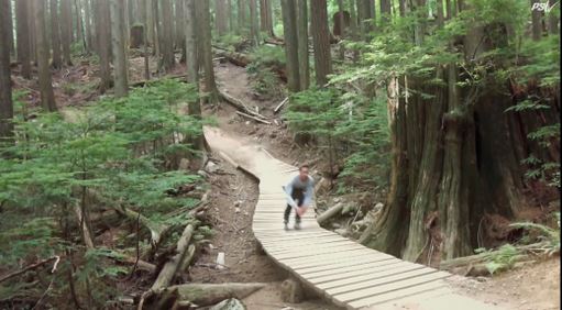 出典：YouTube（Powerslide Inline skates） 