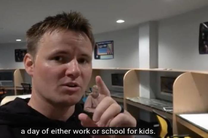 出典：YouTube（What’s Inside?）