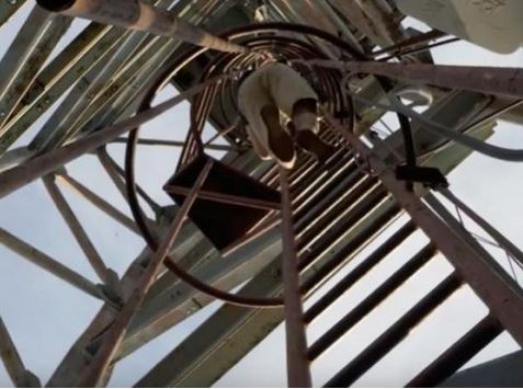 出典：YouTube（The Proper People）