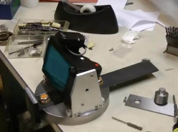 出典:YouTube(tesla500)