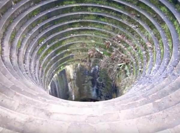 出典：YouTube（Patrick Dickinson） 