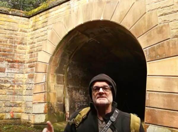 出典：YouTube（Patrick Dickinson） 