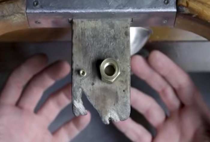 黄銅の「6角ナット」から美しいダイヤモンドリングを作り出す工程がスゴい