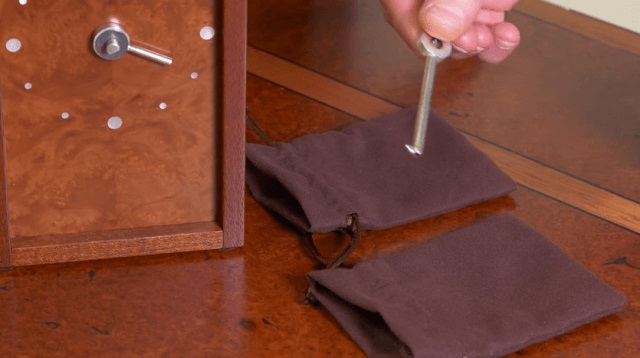 出典：YouTube（Craig Thibodeau） 