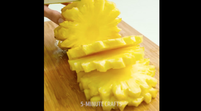 出典:YouTube(5-Minute Crafts)