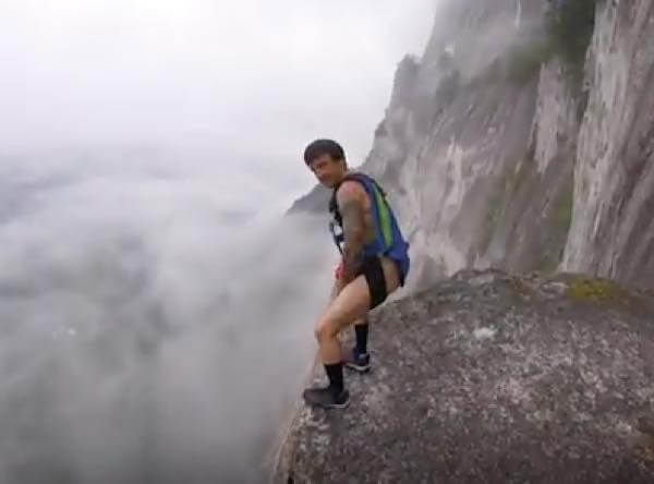 出典:YouTube(Caters Clips)