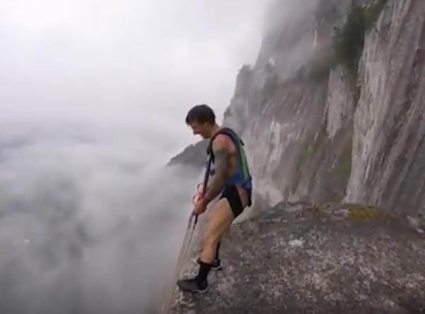 出典:YouTube(Caters Clips)