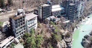 廃墟マニア必見。鬼怒川温泉の廃ホテル群を4Kドローンで撮影してみた