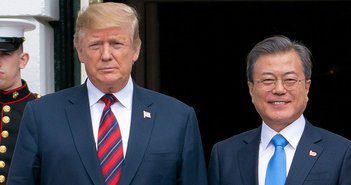 韓国大統領が涙目。米韓首脳会談「わずか2分」で打ち切りも、強固な同盟を再確認と発表