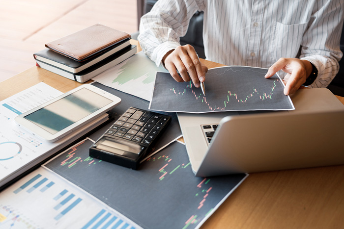 日経平均は急反発、361円高も底入りと考えるのは早計？米中首脳が会うだけで喜ぶな(6/19)＝橋本明男