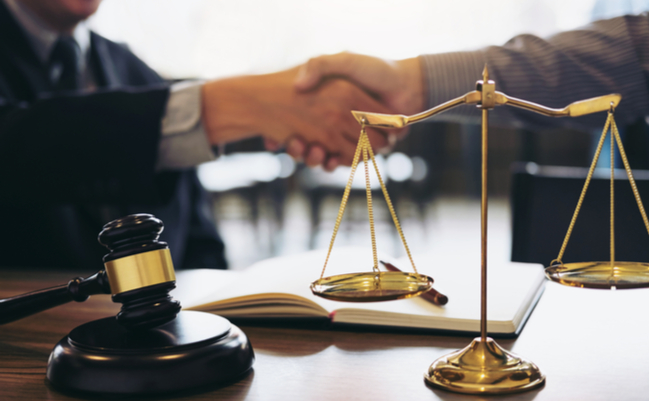 ユーザーにも課金できるのが強み…弁護士ドットコムのビジネスモデルが有利なワケ＝シバタナオキ