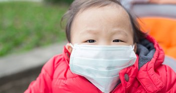 「新型肺炎」で中国人観光客、マスク爆買い。店頭品薄でインフル・花粉症対策に影響も