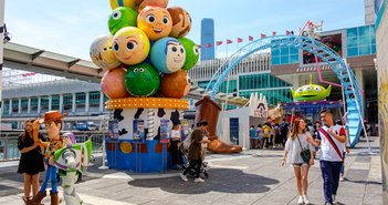 shutterstock_1464699524