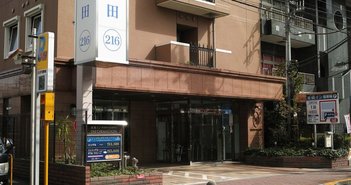 shutterstock_1574692528