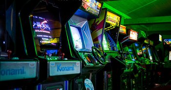 201105gamecenter_eye