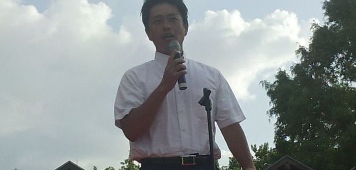 800px-Hirofumi_Yoshimura_(2)