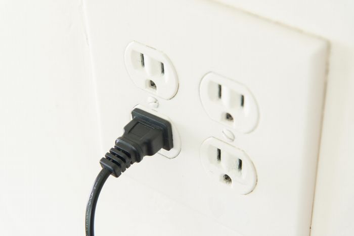 1ヶ月後に電気停止「エルピオでんき」撤退で大混乱。ウエスト電力ほか新電力が続々撤退…さらに新規申込停止の“撤退予備軍”も増加中