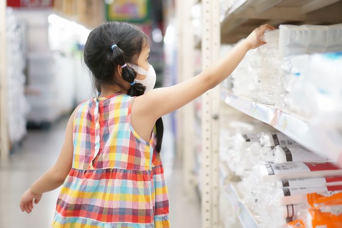 英高級紙も注目。Netflix『はじめてのおつかい』が海外で大人気のワケ。子どもが歩いて買い物に行ける“都市設計”にも脚光？次のブレイク候補はアノ長寿番組か