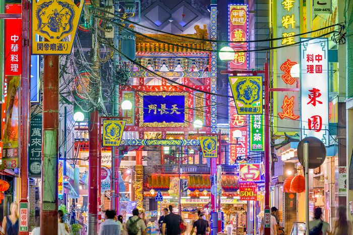 「チャーシューメロンパン」が流行の兆し？有名店も相次ぎ閉店する中華街を救う新名物との期待も「食べ歩きの若者客は店に入らない」という悲しい現実