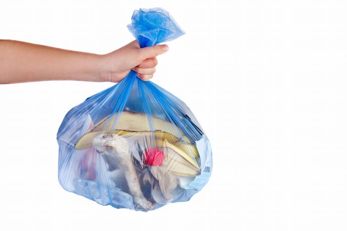 「ゴミ拾いを褒められて有頂天」バカラで100億超溶かした井川意高氏、W杯で浮かれる日本人への逆張り＆冷や水発言で大炎上もその真意は？