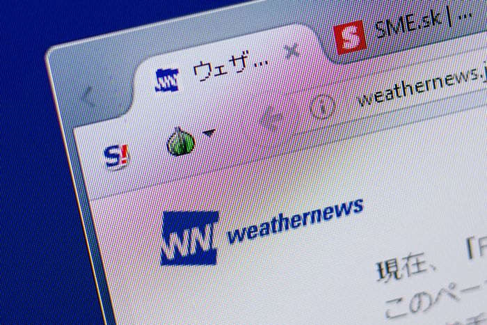 ウェザーニューズ、檜山沙耶キャスターの熱愛発覚後に株価急落。時価総額60億円が吹っ飛んだ？悲嘆に暮れる熱狂的ファンの投げ売り説まで取沙汰も実際は…