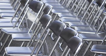 Lots,Of,Pipe,Chair,Lined,Up,In,An,Orderly,Manner