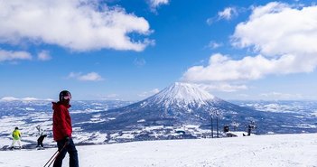 shutterstock_2139353883