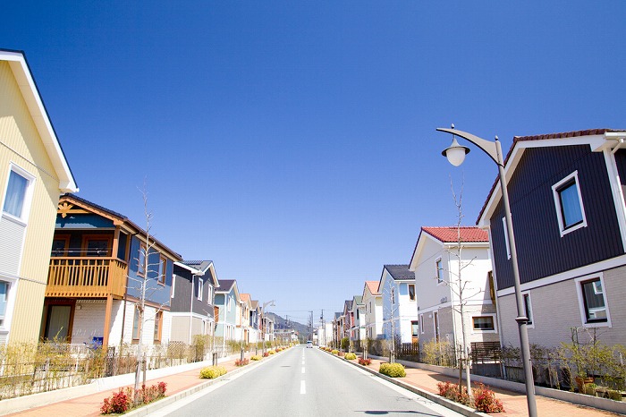 タマホーム、モデルハウスの不備施工を指摘したSNS投稿に個人情報“目的外利用”の自宅訪問で削除要請？大炎上となるも株価はなぜかビクともせず