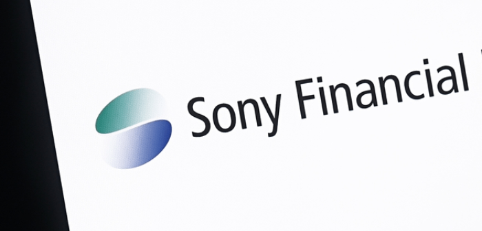 251009_sonyfinacial_eye