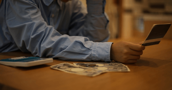 なぜ投資してこなかったのか…。株高でも生活が苦しい当然の理由と今からできる最善手＝鈴木傾城