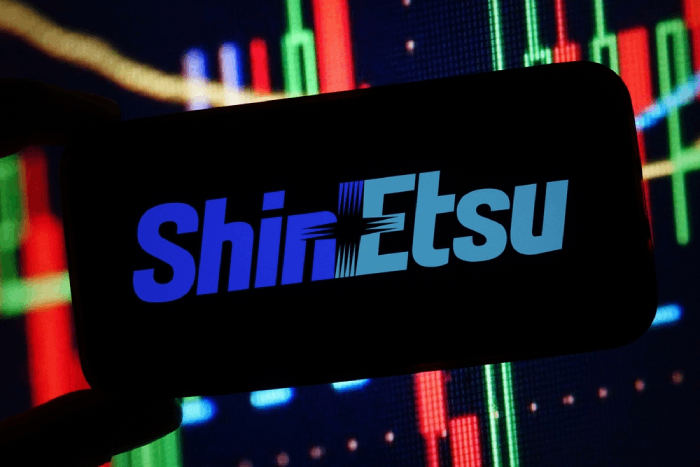 決算で株価下落「信越化学工業」今こそ買い？長期投資家が注視すべきリスクと成長性＝元村浩之