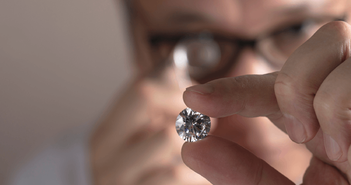 株価乱高下「人工ダイヤ」関連の本命3銘柄とは？出遅れ株と今後の投資戦略も解説＝峯岸恭一