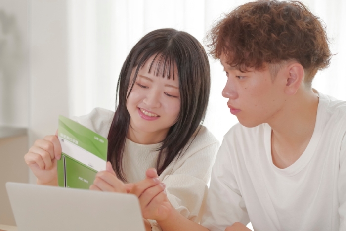 「NISA貧乏」の20代・30代が続出。共働き年収800万円でも不安な時代、本当に必要な投資とは？＝川畑明美