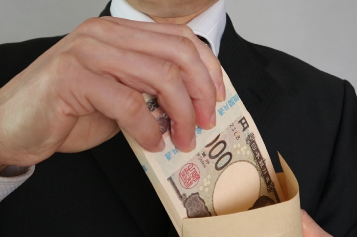 増資発表で株価急落…投資家がすべき判断とは？企業価値と株価への影響を徹底解説＝大畠典仁