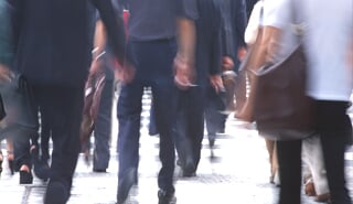 東京為替：ドル・円は反落、上値の重さを意識