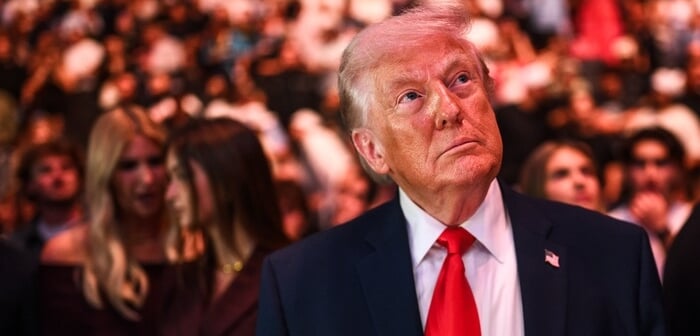 260508_Trump_eye