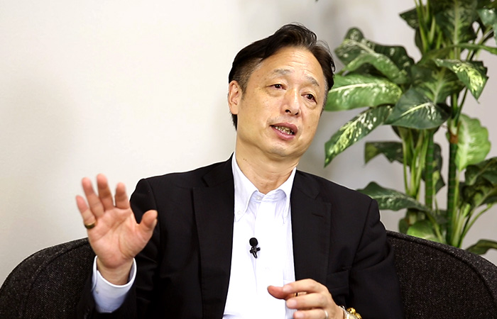 藤ノ井俊樹(ふじのいとしき)●10歳で株式に目覚めた生粋の投資家。証券会社を経て独立。材料株のスペシャリストとして相場を読み解く高い能力や、マーケットの活性化を通して日本経済全体の発展に寄与せんとする姿勢が、億トレを含む多くの投資家に支持されている。日本FP協会CFP、日本テクニカルアナリスト協会CMTA。