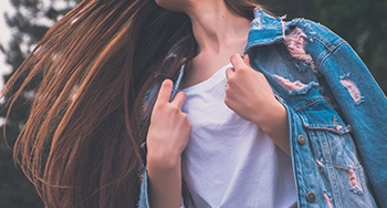 ハリ・コシ・ボリュームなし…老け髪を救う薬用アミノ酸シャンプー