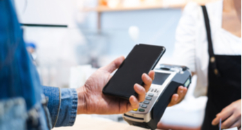 年会費無料！カード発行で2,000円ご利用分をキャッシュバック！