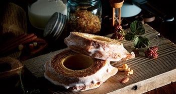 メロンや富士山！話題のバウムクーヘン・焼菓子ギフト揃えています♪