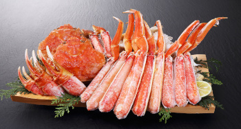 【冬の味覚 カニ特集】鍋のフルコースからお刺身まで楽しみ方様々！