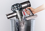 Features_Cordless_DC62MotorheadProfessional_Hygienic_bin_emptying.ashx