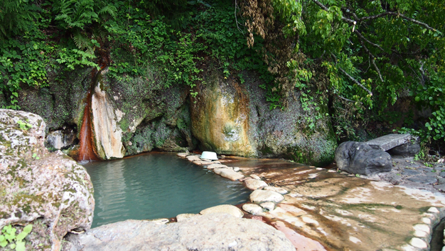 岩の湯